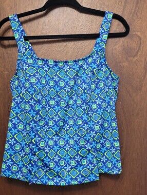 Brylane Beach Women’s Blue & Green Patterned Tankini Swim Top. Size 18W